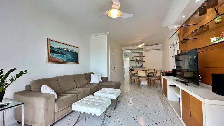 Imagem Apartamento com 3 dormitórios à venda, 112 m por R$ 2.950.000,00 - Riviera