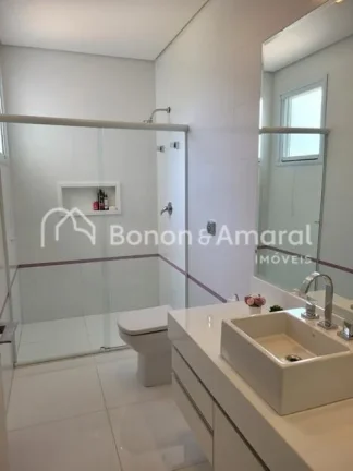 Imagem Casa a venda no Alphaville Dom Pedro.
Já pensou em morar em uma casa cinematográfica, com ar puro ...