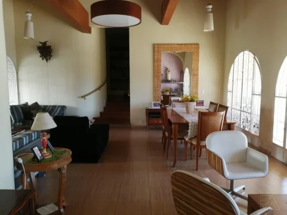 Imagem JARDIM SÃO NICOLAU., LINDA CASA. 2.500 M2 DE TERRENO.
