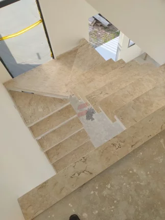 Imagem SOBRADO com 3 dormitórios à venda por R$ 849.000,00 no bairro Capão da Imbuia - CURITIBA / PR