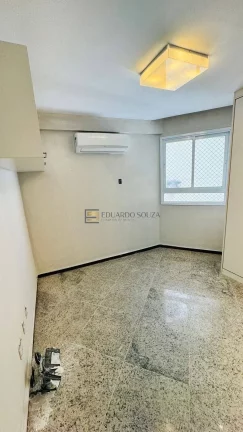 Imagem 3 quartos na quadra do do mar - Praia da Costa