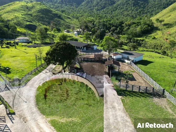 Imagem Vendo Fazenda Araruama município de Basilio com 350 cabeças de Gados