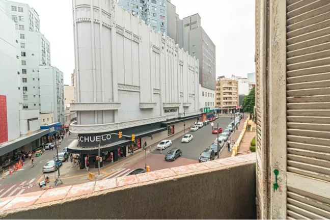 Imagem Apartamento à venda em Porto Alegre, Centro Histórico, com 2 quartos, 50m2