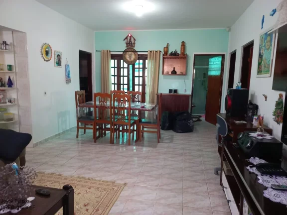Imagem Casa 3 dormitórios e piscina, disponível para locação em Peruíbe.