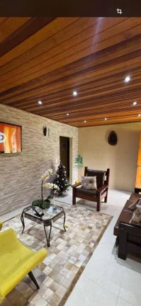 Imagem Casa com 4 dormitórios à venda, 215 m² por R$ 990.000,00 - Caputera - Arujá/SP