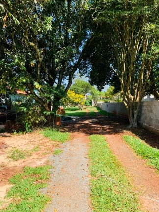 Imagem Chácara com 3 dormitórios à venda, 337m² por R$ 1.280.000 no Condomínio Vitassay
