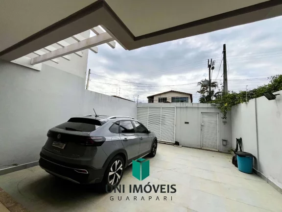 Imagem Casa duplex à venda 03 suítes em Itapebussu em Guarapari, por R$750.000, com área de churrasqueira
