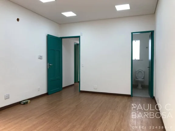 Imagem Pinheiros conjunto em sobreloja - 6 Salas - 3 Vagas - 130m²