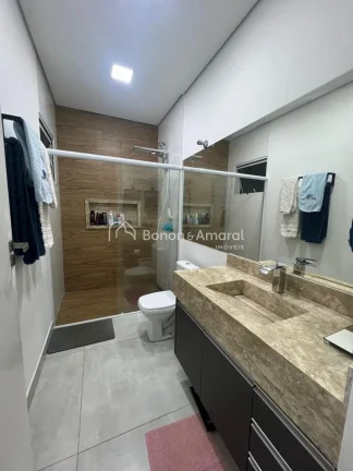 Imagem Casa térrea à venda no Condomínio Fiorella, Valinhos, 3 dormitórios sendo 2 suítes com armário...