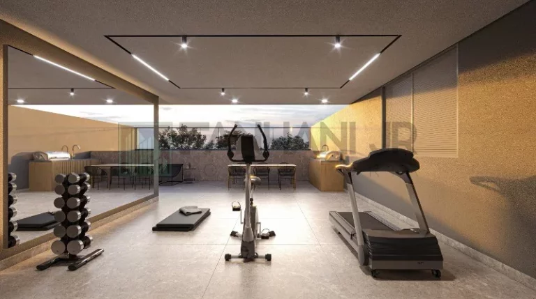 Imagem Luxuosa casa à venda em São Paulo-SP, Jardim Europa: 4 quartos, 4 suítes, 5 vagas de garagem, 697m² de área.