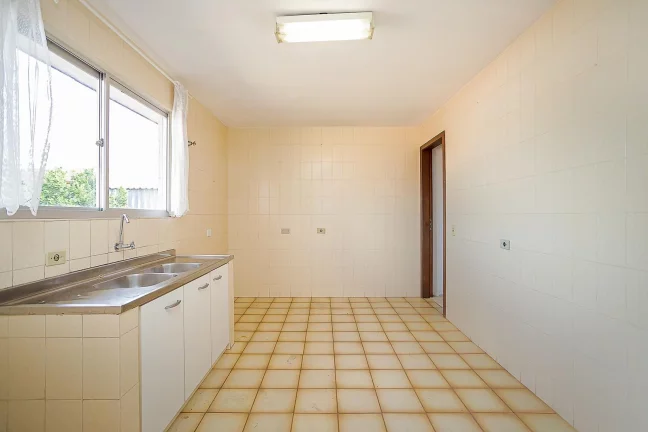 Imagem Casa à venda no Campo Comprido Curitiba