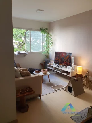 Imagem Apartamento alto padrão com 75m² em localização privilegiada em Moema Pássaros próximo Shopping e Parque Ibirapuera.
