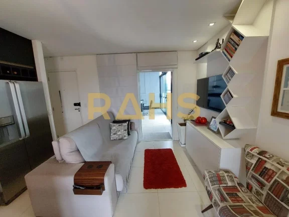 Imagem Cobertura Plana mobiliada, com 125 m² privativos, sendo 2 suítes, sala de estar jantar, cozinha, l...