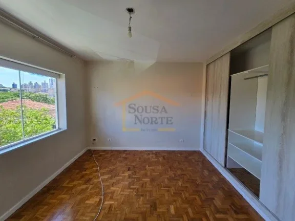 Imagem Sobrado com 190², 3 dormitórios, sendo 1 suite, 3 banheiros, o imóvel oferece ambientes amplos, b...