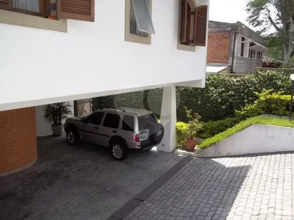 Imagem Casa à venda com 4 quartos, sendo 4 suítes, em Jardim Guedala, São Paulo - SP