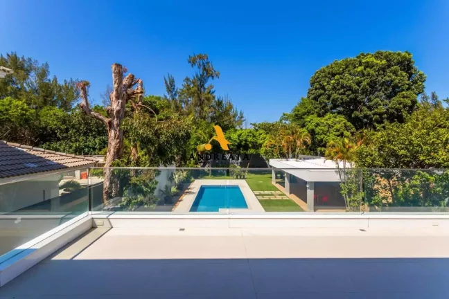 Imagem Barra da Tijuca - Condominio Novo Leblon - Vendo magnifica mansão de alto padrão! (IMÓVEL ENCONTRA-SE ALUGADO POR R$40.000,00).