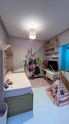 Imagem Casa no bairro Aruana - 4 quartos, Piscina com Cascata, Próximo ao Shopping - Consulte-nos!