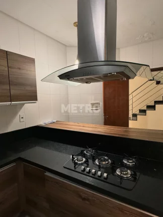 Imagem Aluguel de Casa no São José, com 3 4, sendo 01 suíte com closet, piscina
