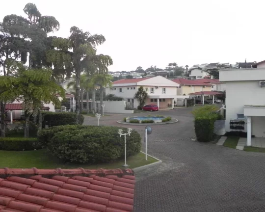 Imagem Vendo casa em condomínio fechado 3 suítes , Parque dos Príncipes
