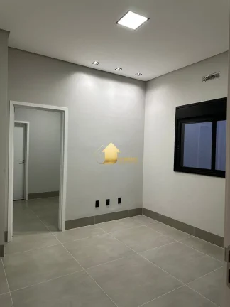 Imagem Casa Térrea no Condomínio Belvedere 2