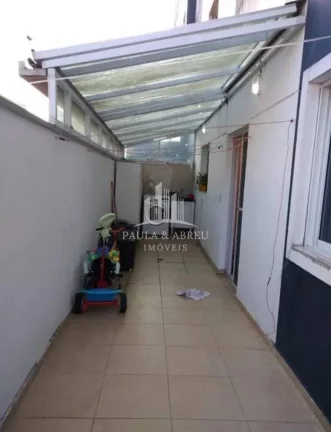 Imagem Apartamento Garden 53 + 30m² de Quintal, 2 Dormitórios, 1 Banheiro, 2 VAGAS, móveis planejados na cozinha, banheiro e Q. casal, Quintal coberto (retrátil), Baixo condomínio 170 no Vila Vitória, Mauá-SP
