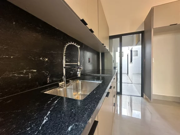 Imagem Casa de vila para venda em Residencial San Diego com 2 quartos, sendo 1 suíte, 120m2