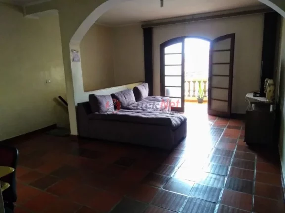 Imagem Oportunidade - Amplo Sobrado à Venda em São Bernardo do Campo no bairro Alto Industrial.