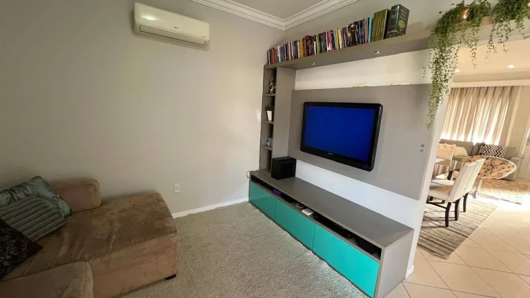 Imagem Casa á venda alto padrão 3 quartos, 1 suite centro Palhoça Sc
