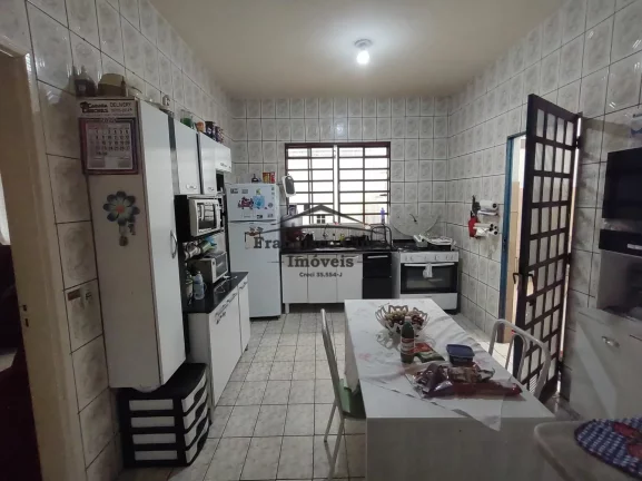 Imagem Casa à venda no bairro Figueira - Guaratinguetá/SP