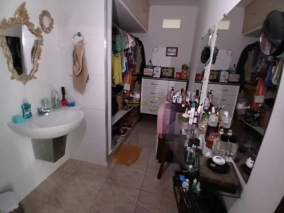 Imagem Sobrado lado praia, com churrasqueira e 4 apartamentos individuais à venda
