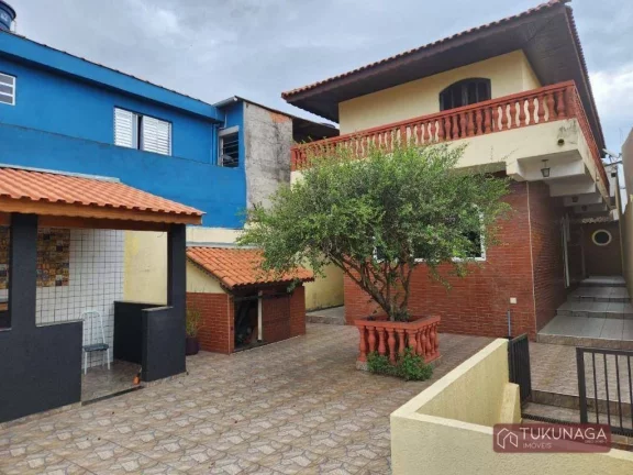 Imagem Sobrado com 3 dormitórios à venda por R$ 740.000,00 - Cidade Soberana - Guarulhos/SP