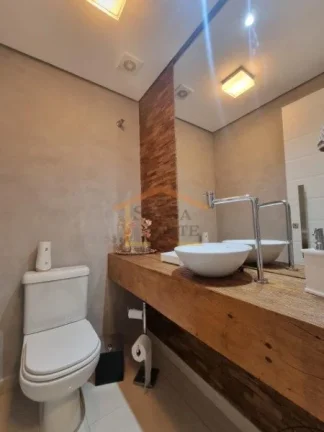 Imagem Apartamento com 104m², dispõe de 3 dormitórios, sendo 2 suítes, sala estar, sala jantar, sacada,...