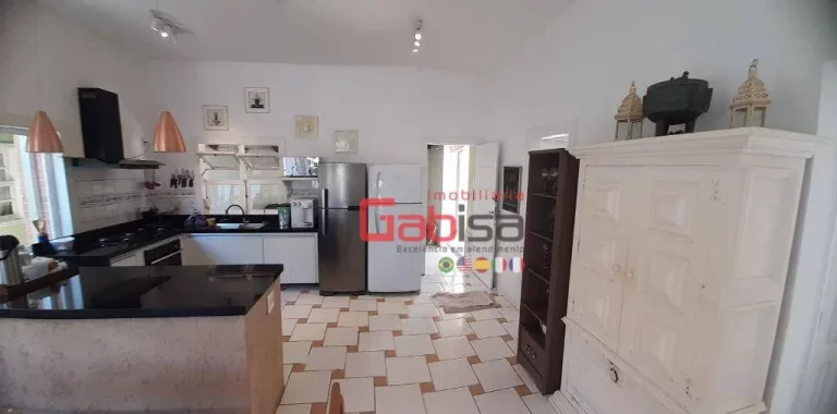 Imagem Casa com 5 dormitórios à venda, 234 m² por R$ 2.300.000,00 - Geribá - Armação dos Búzios/RJ