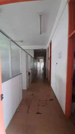 Imagem ALUGA-SE SALÃO COMERCIAL NA AVENIDA FUAD ASSEF MALUF