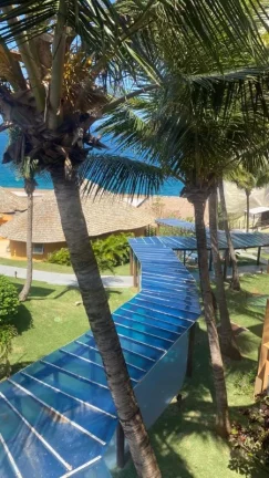 Imagem A 5ª Avenida Imóveis selecionou esse apartamento de 1/4 Sala Duplex no BAHIA LODGE, ancorado no melhor ponto do Rio Vermelho, debruçado sobre o mar:
