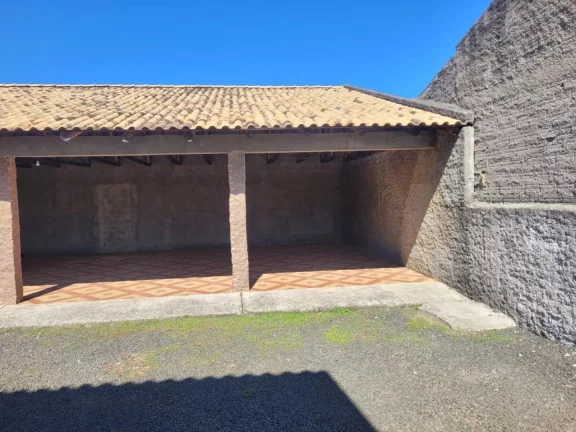 Imagem Imperdível oportunidade de adquirir uma casa com 3 quartos e 6 vagas de garagem em Balneário Rincão-SC, Zona Norte! BRP012