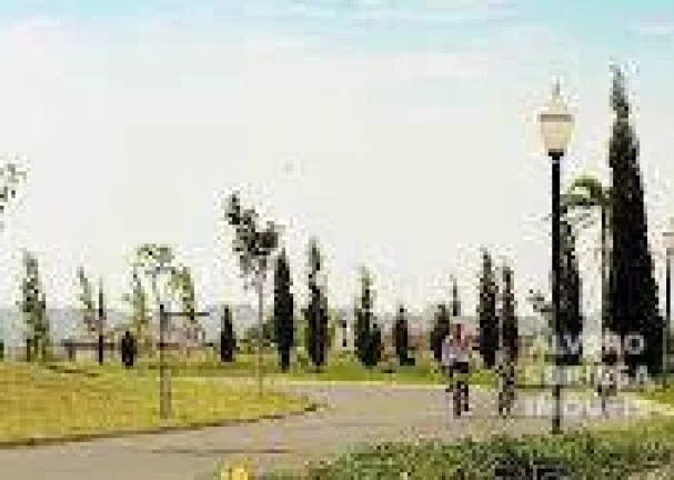 Imagem Terreno á venda com 840 m2 no Condomínio Campos de Santo Antônio II com infraestrutura completa em Itu SP