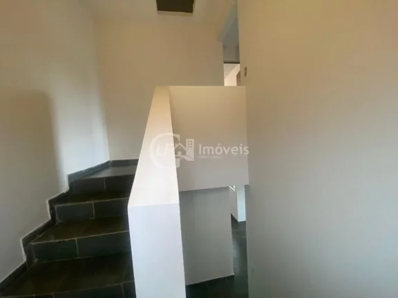 Imagem Duplex à venda em condomínio fechado