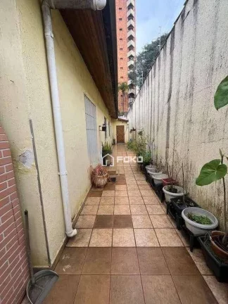 Imagem Casa com 4 dormitórios para alugar, 224 m² por R$ 5.560,00/mês - Jardim Maria Helena - Guarulhos/SP
