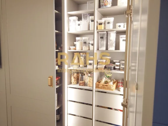 Imagem Espetacular apartamento de muito requinte e bom gosto localizado em região nobre da cidade. Com um ...