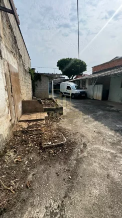 Imagem Imóvel comercial, com saida para 2 ruas do quarteirão