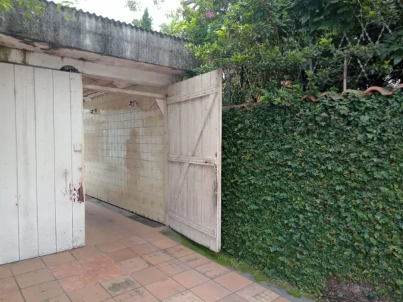 Imagem Casa com 4 dormitórios à venda, 272 m² por R$ 900.000,00 - Vila Lúcia - Poá/SP