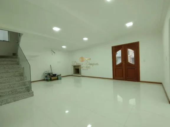 Imagem Casa em Condomínio para Venda em Teresópolis / RJ no bairro Vargem Grande