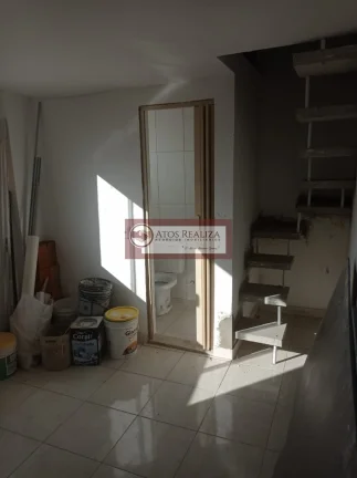 Imagem Sobrado à Venda em Jardim das Imbuias com casas de aluguel, SP -