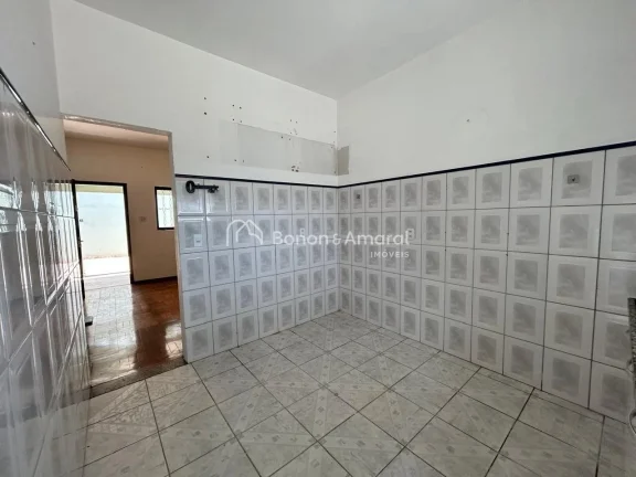 Imagem Excelente oportunidade em uma das regiões mais desejadas da cidade!
Terreno de 330 m², casa reform...