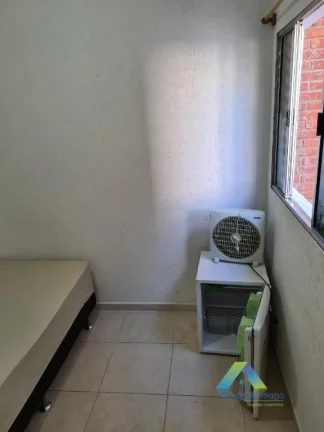 Imagem Excelente sobrado a poucos minutos da estação do metro Conceição e Jabaquara com 5 dormitórios, 2vagas excelente quintal, com ótimo valor!