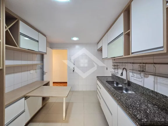 Imagem Cobertura Duplex à Venda na Freguesia: 4 Quartos no Reserva dos Pássaros