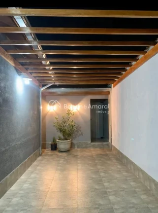 Imagem DescriÃ§Ã£o do ImÃ³vel:

Ãrea ConstruÃ­da: 190 mÂ²
Ãrea do Terreno: 250 mÂ²
3 quartos (sendo 1 suÃ...