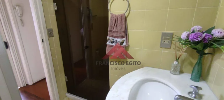 Imagem Lindo Apartamento de 2 Quartos com Suíte e Comodidades no Edifício Saint Paul