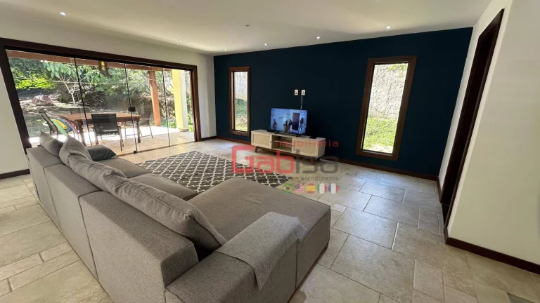 Imagem Linda Casa Alto Padrão em Geribá - Búzios RJ